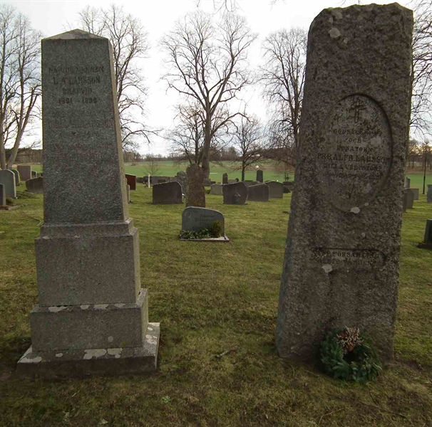 Grave number: 1 D 10    19-22