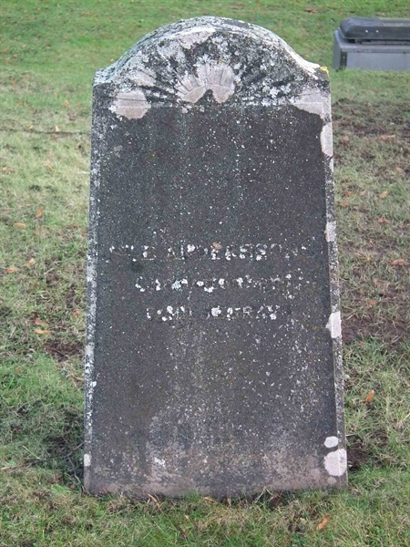 Grave number: 1 E 5    23-24