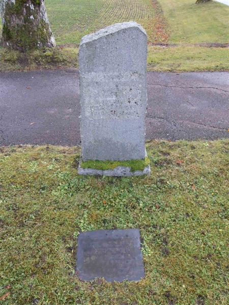 Grave number: 1 C 13     7-8