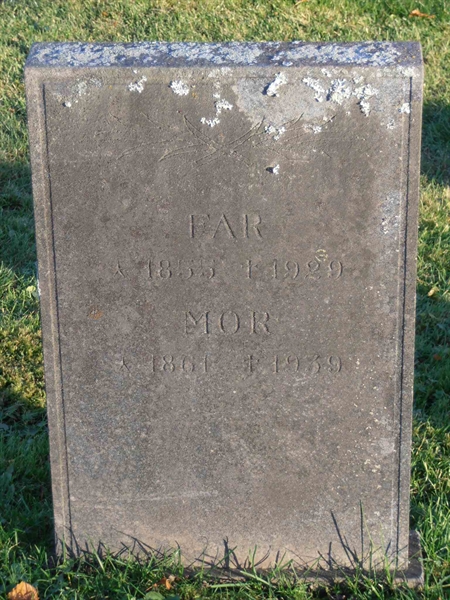 Grave number: 1 C 2    16-17
