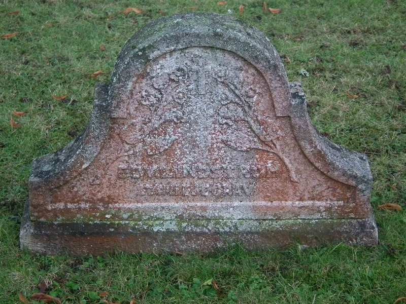 Grave number: 1 E 5    17-18