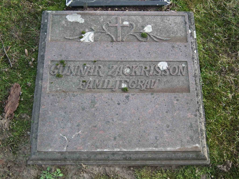 Grave number: 1 D 10    26-27