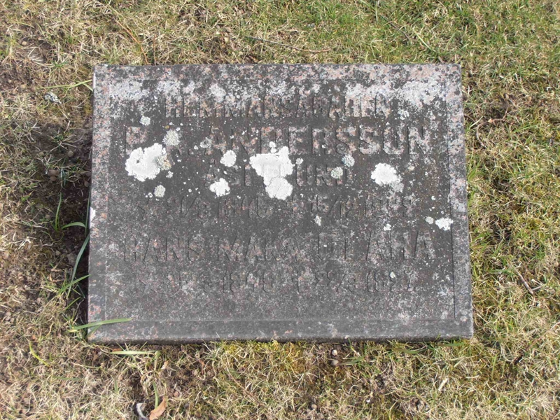 Grave number: 1 F 4     7-8