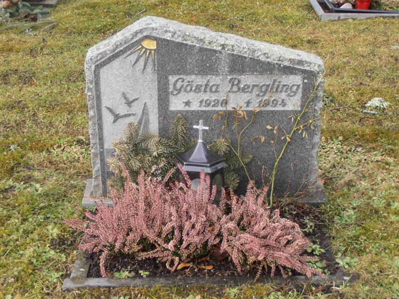 Grave number: 1 D 5    20-21