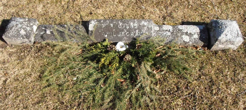 Grave number: 1 F 4    11-12