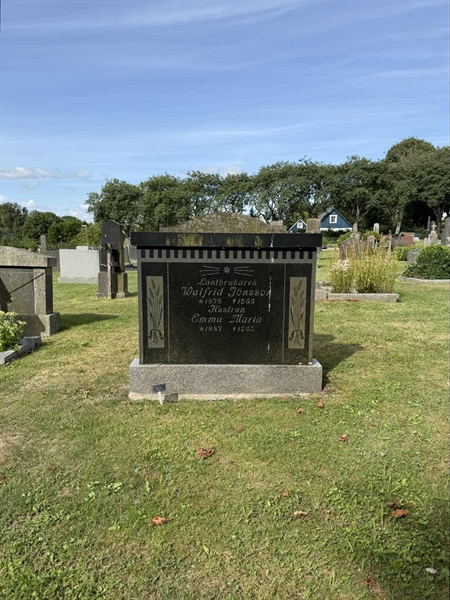 Grave number: ON C   563, 564