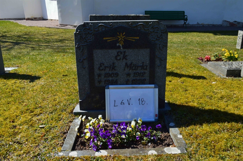 Grave number: LG V    18