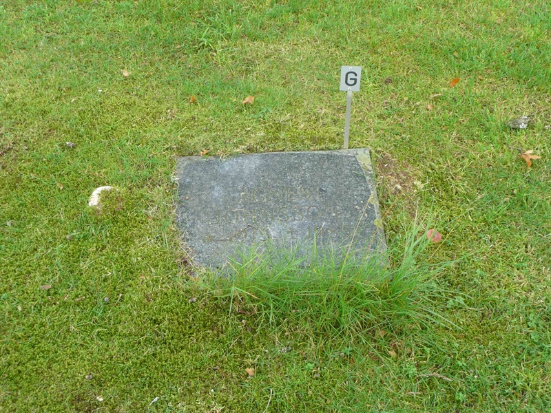 Grave number: 01 Y    74