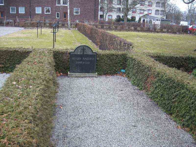 Grave number: VK IV    53