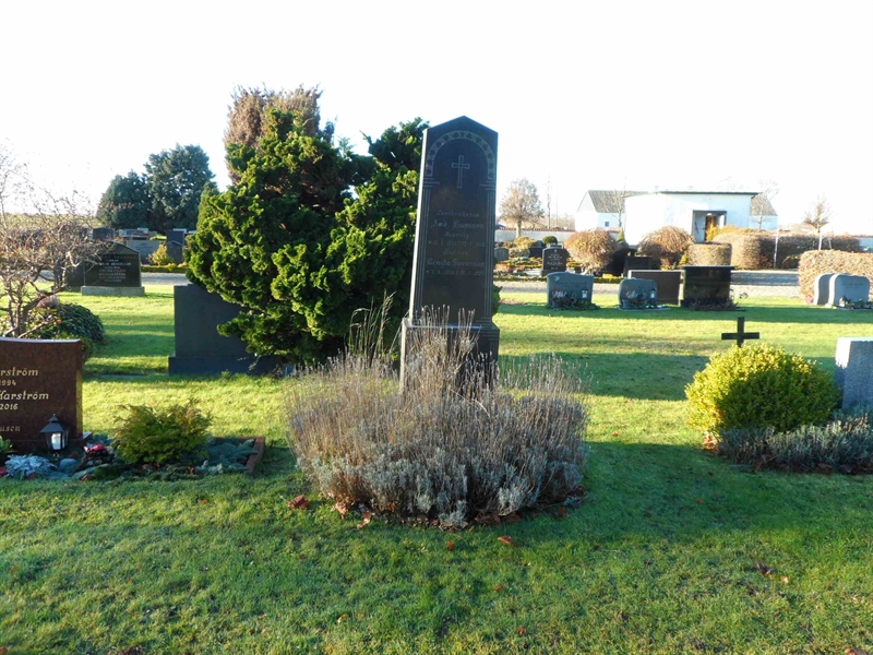 Grave number: 2 01  1005