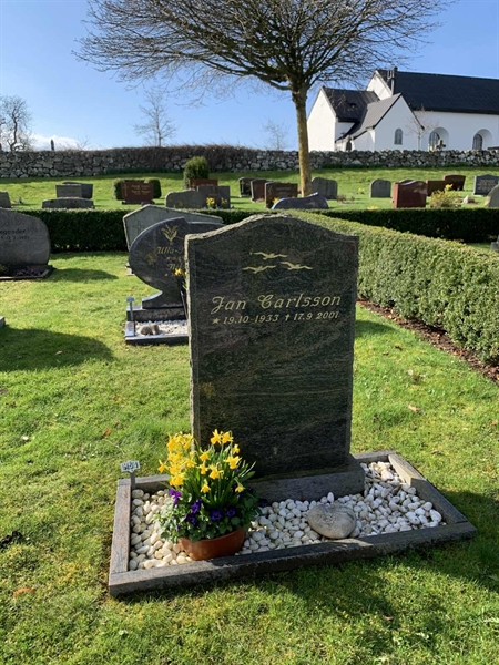 Grave number: SÖ M    51