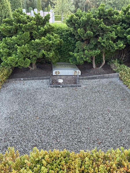 Grave number: NK X    28a