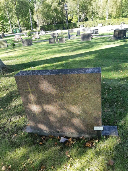Grave number: Fr 7   595