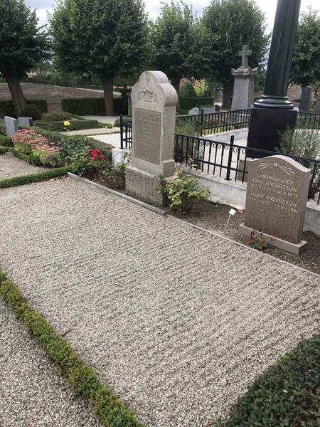 Grave number: SK H   131