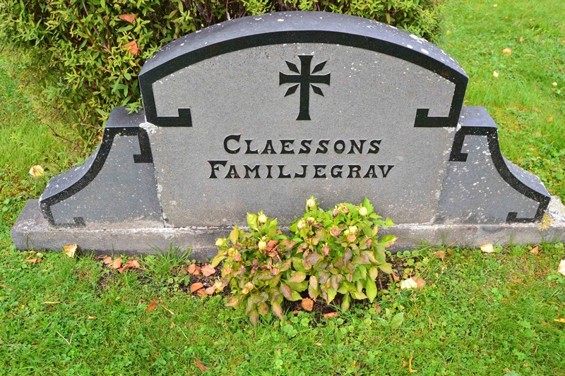 Grave number: 4 D    36