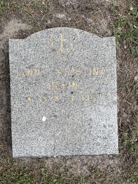 Grave number: 001 1 8  4745