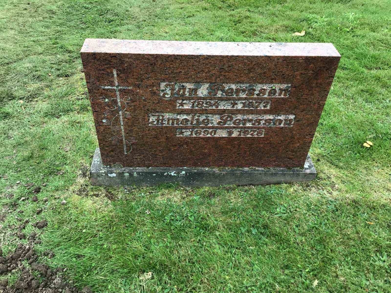 Grave number: 20 N    23-24