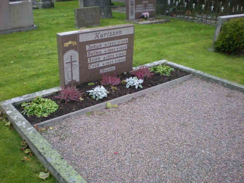 Grave number: M 001  0092A, 0092B