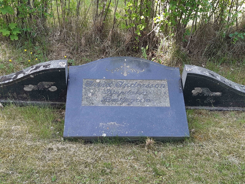 Grave number: JÄ 03    70