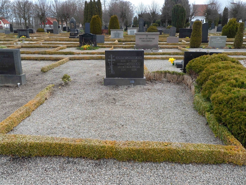 Grave number: 2 01  1767
