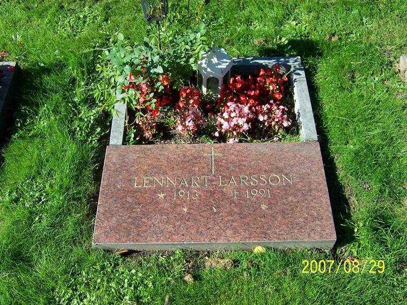 Grave number: 1 3 U1   169