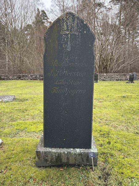 Grave number: L C 34