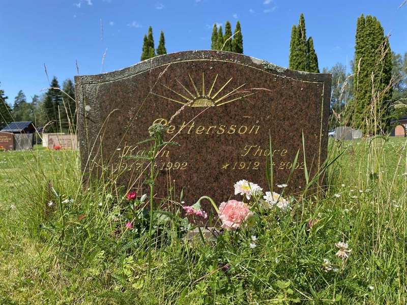 Grave number: 1 14 285, 286