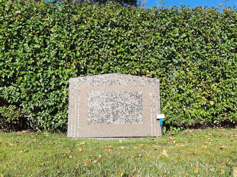 Gravnummer: Fr 7    73-74