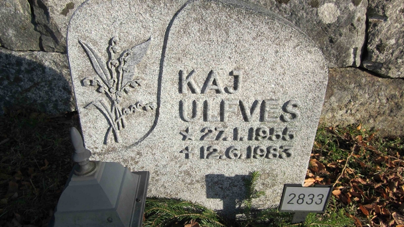 Grave number: KG G  2833
