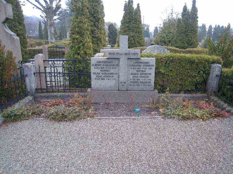 Grave number: NK IV 31-32