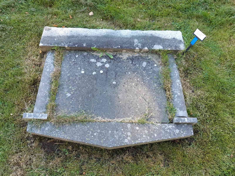 Hautatunnus: Fr 7   104-105