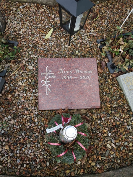 Grave number: HNB IV    94