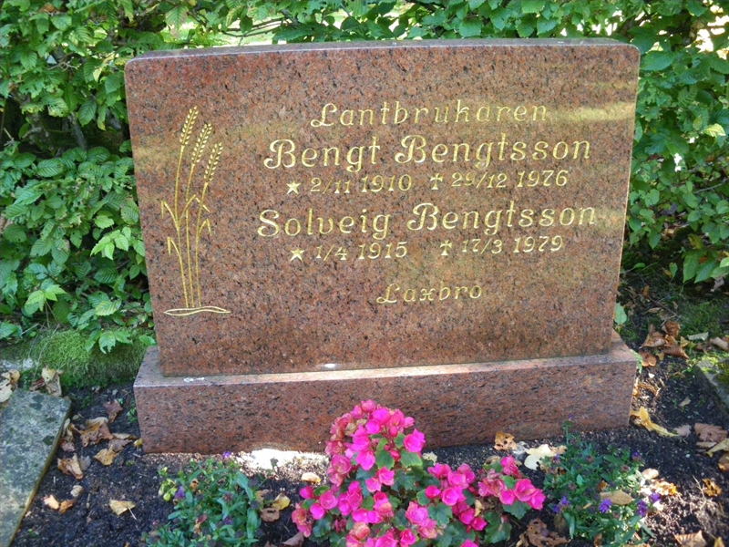 Grave number: SB 34     8