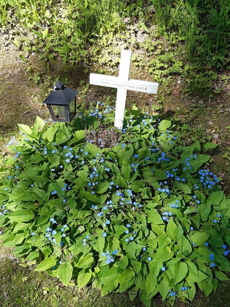 Grave number: KA 15   104