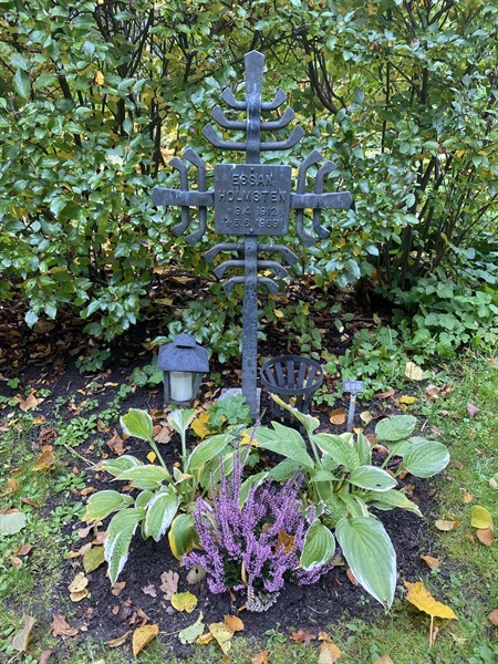 Grave number: 1 H     5