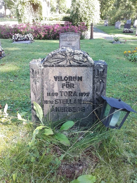 Grave number: NO 07    16