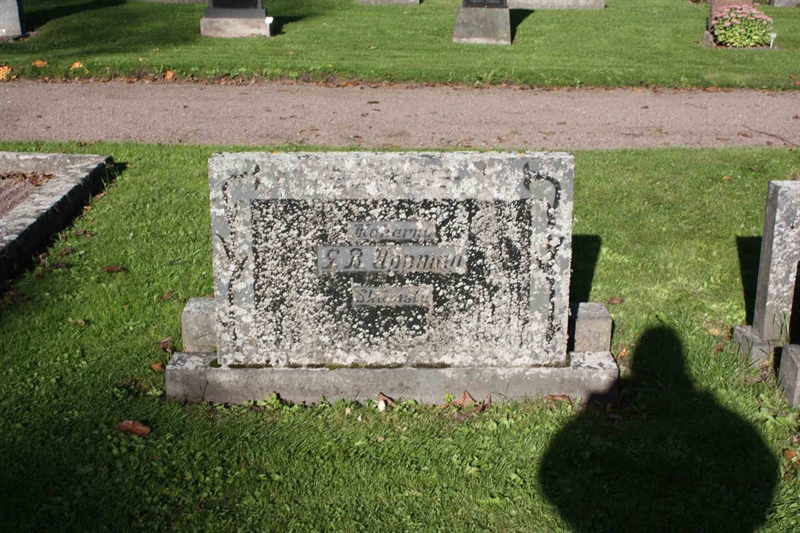 Grave number: 1 K F  131