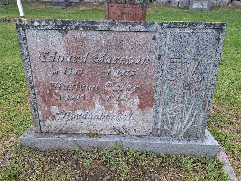 Grave number: 001 2   947