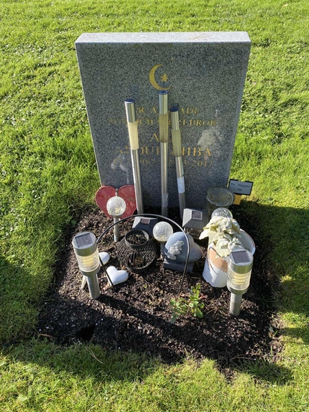 Grave number: 2 H   166