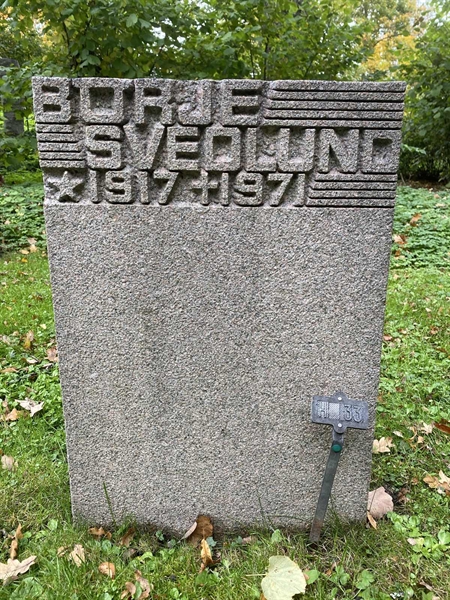 Grave number: 1 H    33