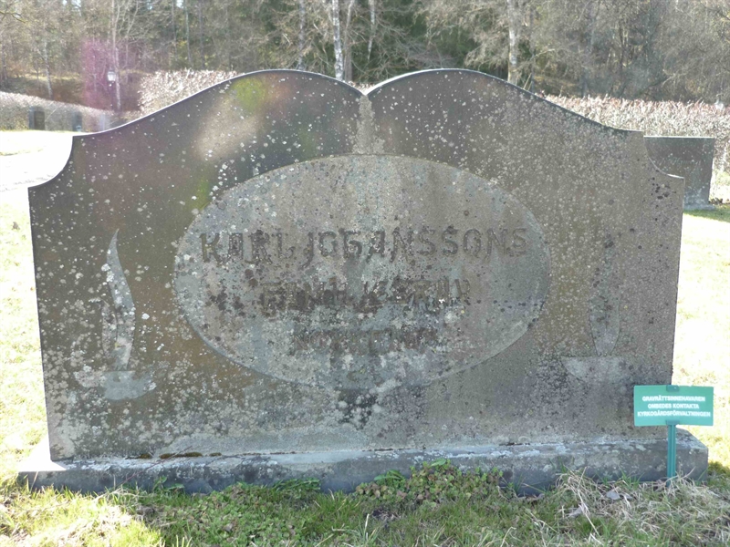 Grave number: ÖD 06  152, 153, 154