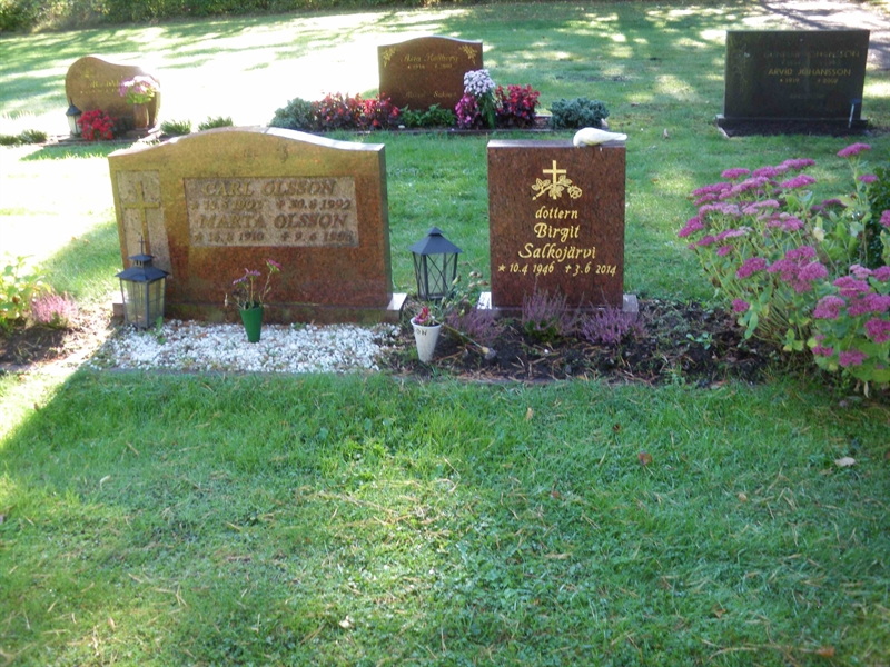 Grave number: SB 40    40, 41, 42, 43