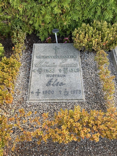Hautatunnus: NK Urn n    12