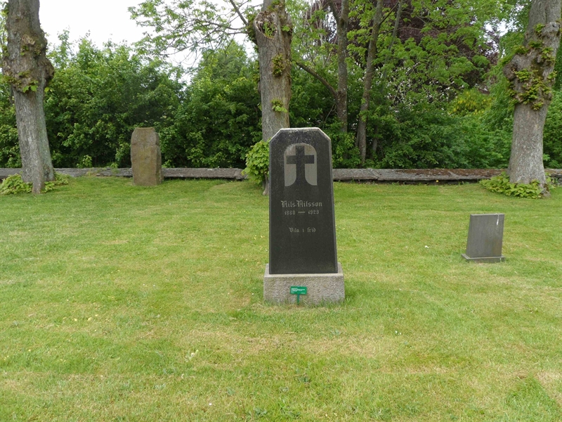 Grave number: ÖH B    33
