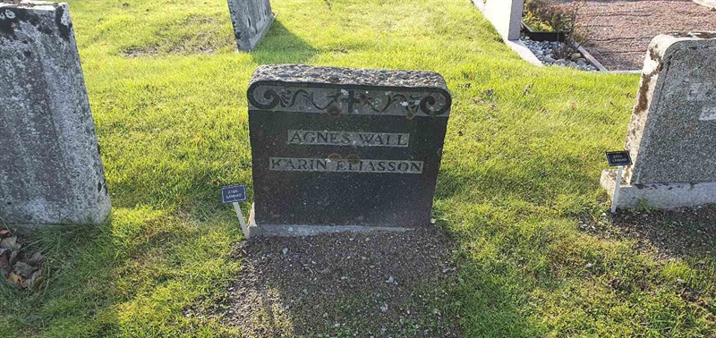 Grave number: GM 010  2593