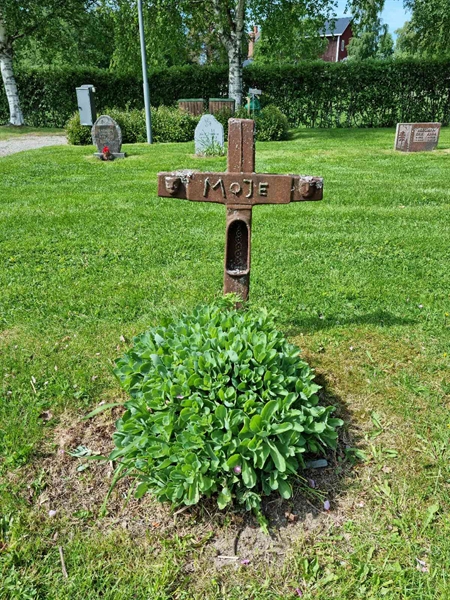 Grave number: D N 6  1788