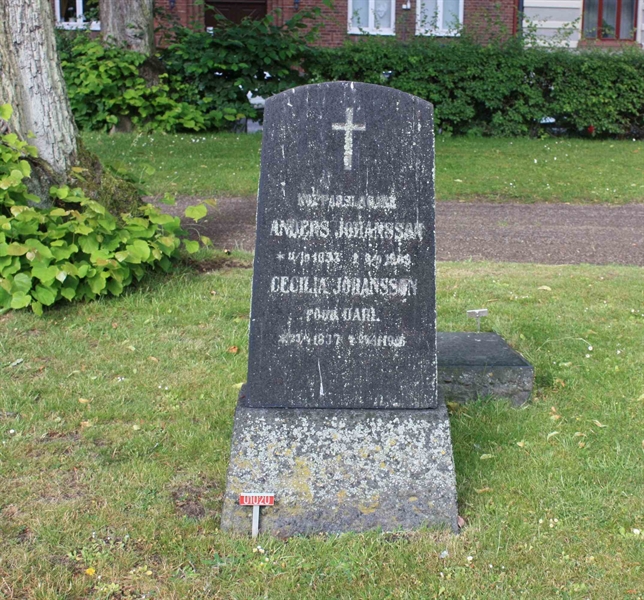 Grave number: Ö 01i    24, 25, 26