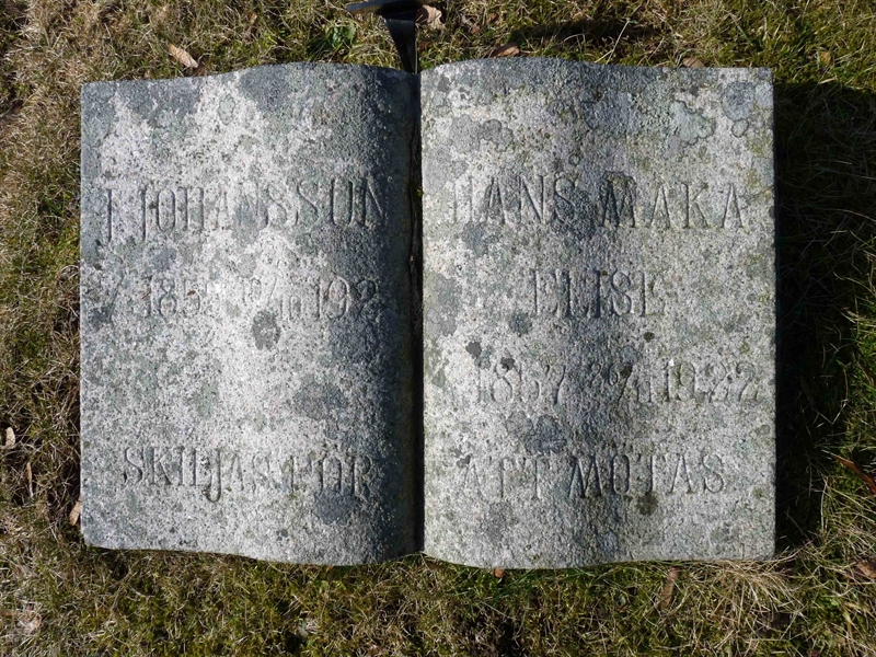Grave number: SV 4   10