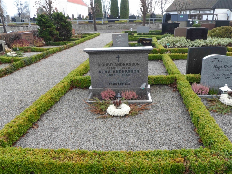 Grave number: ÖTN NSK3     7, 8