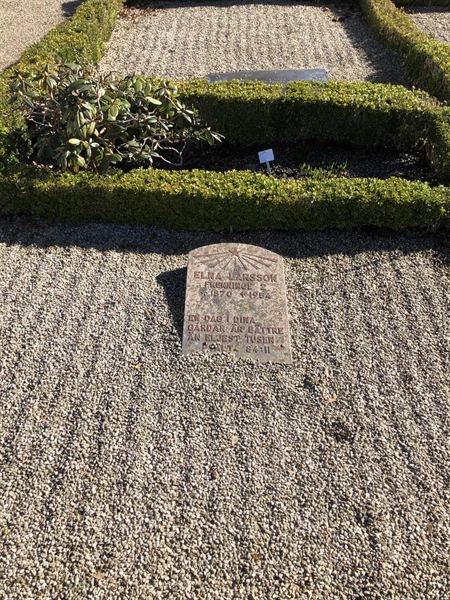 Grave number: FR 1   144, 145